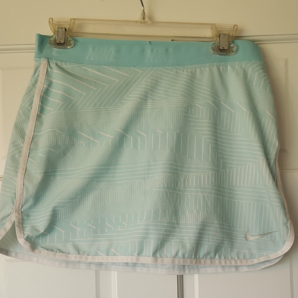 Nike Golf Women's Aqua Skort